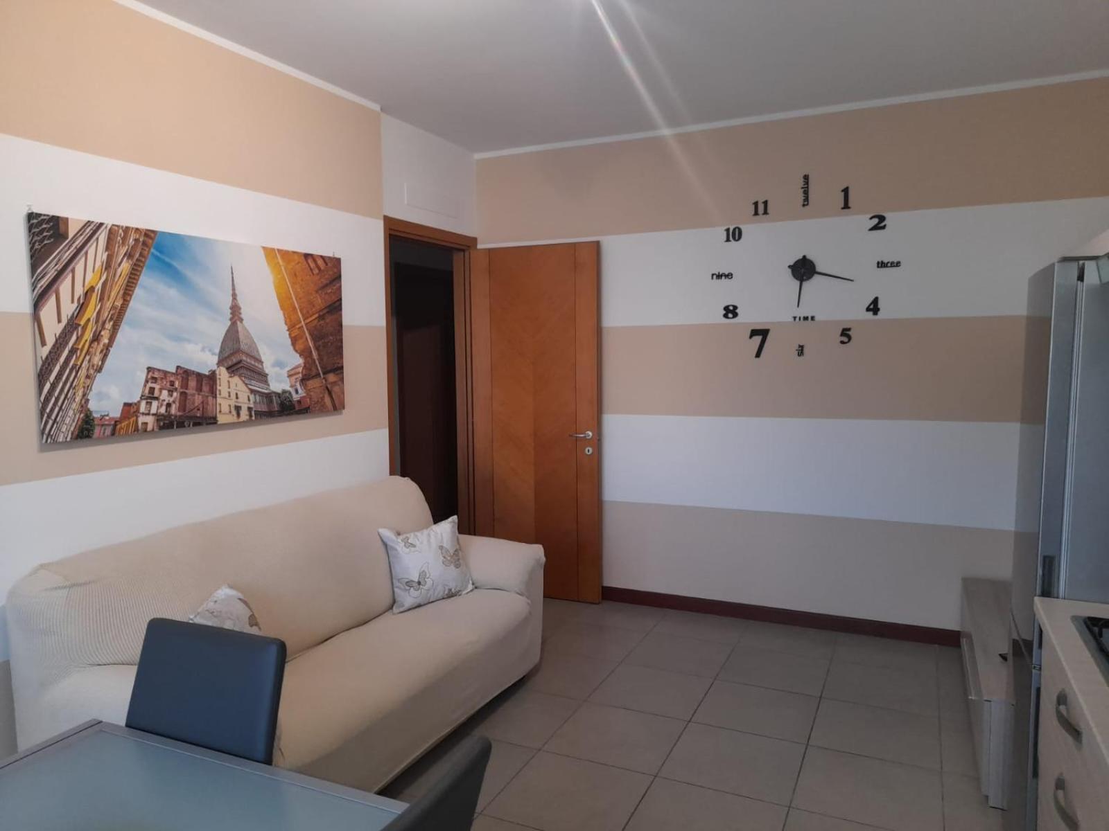 Relax Preserasca-Modern Apartment-Borgo Mercato-Moncalieri Exterior foto