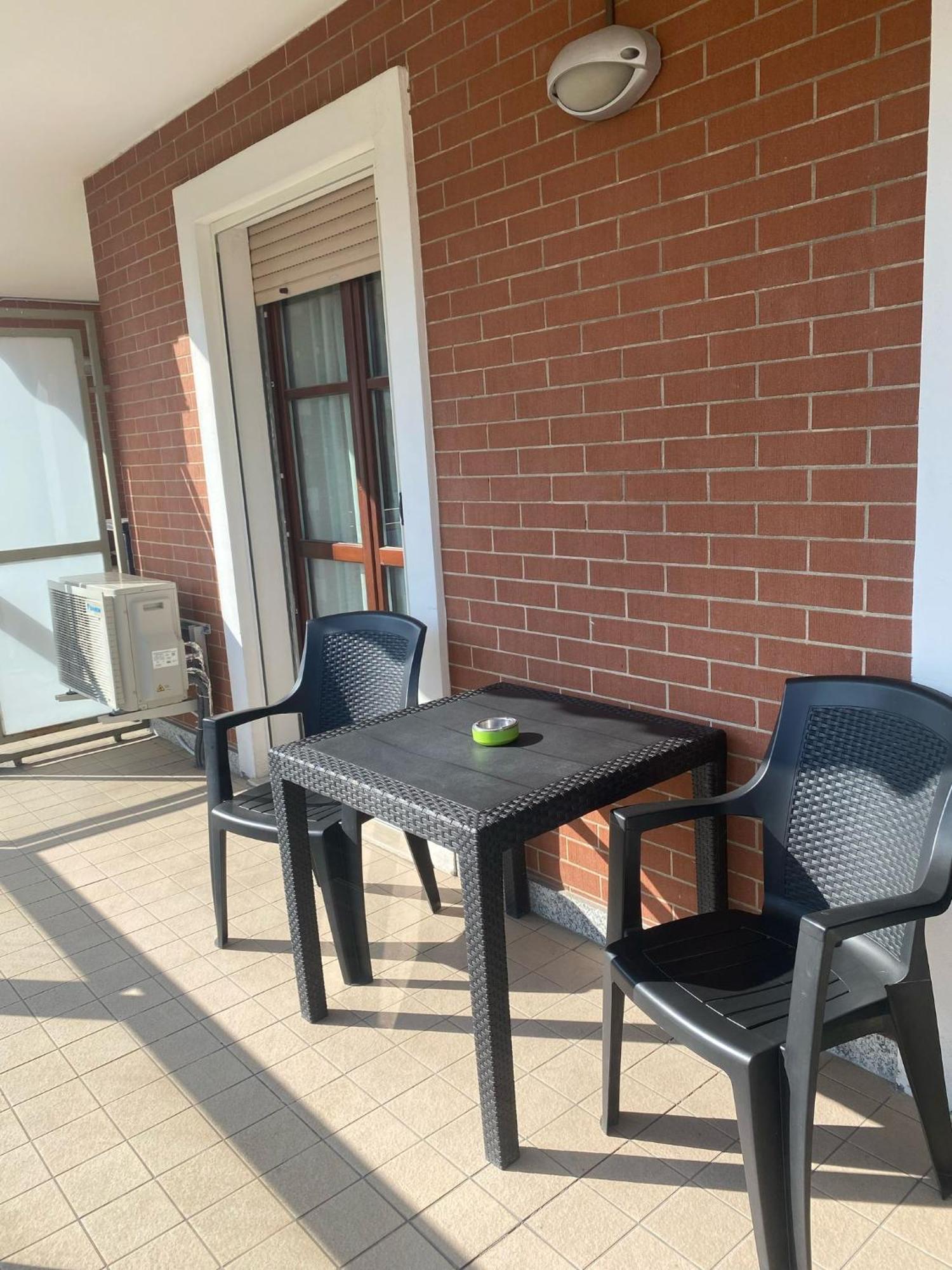 Relax Preserasca-Modern Apartment-Borgo Mercato-Moncalieri Exterior foto