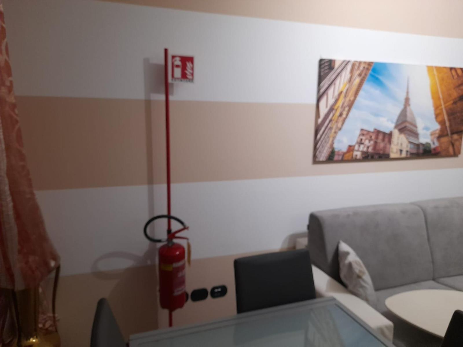 Relax Preserasca-Modern Apartment-Borgo Mercato-Moncalieri Exterior foto